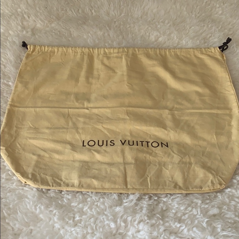 Large Louis Vuitton dustbag